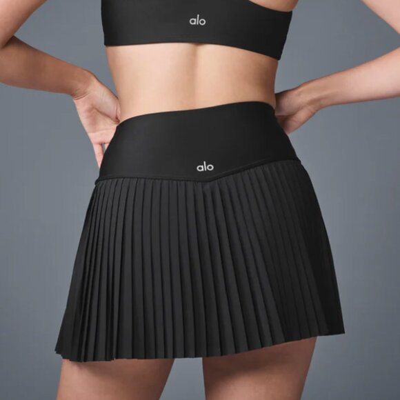 ALO Yoga BLACK Grand Slam Skirt/Skort! 。・:*:・゚★,。・:*:・゚☆。・:*:・゚★,。・:*:・゚☆ - Picture 1 of 6